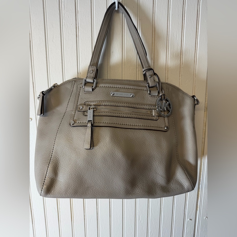 Michael Kors Gray Gilmore East West satchel
